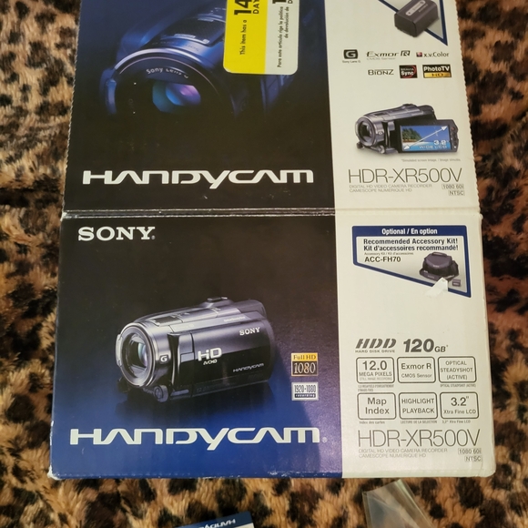 Sony Handycam HDR-XR500V - Black